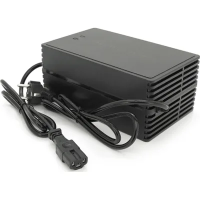Мережевий зарядний пристрій для АКБ Voltronic Li-ion 72V(88,2V), 21S, 8A, 750W (YT-SL750-88208P)