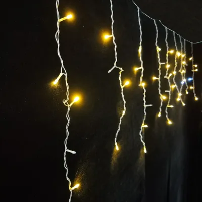 Гірлянда Novogod`ko бахрома 83 LED, теплий білий, 3*0,6 м, мерехтіння (973776)