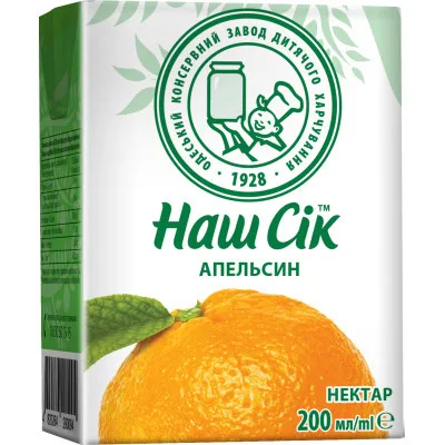 Сік дитячий Наш Сік Апельсиновий 200 мл (4820264290094)