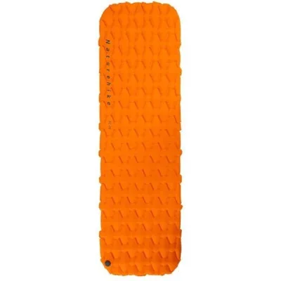 Туристичний килимок Naturehike надувний FC-10 NH19Z032-P 65 мм помаранчевий (6976023922541)