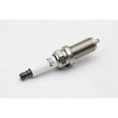 Свічка запалювання NGK 6677 LFR6B