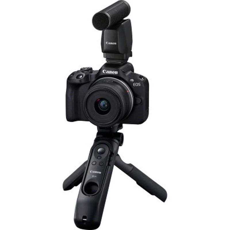 Цифровий фотоапарат Canon EOS R50 + RF-S 18-45 IS STM Black Creator Kit (5811C036)