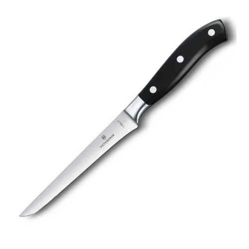 Кухонний ніж Victorinox Grand Maitre Boning лезо 15см з чорн. ручкою у подар.упак.