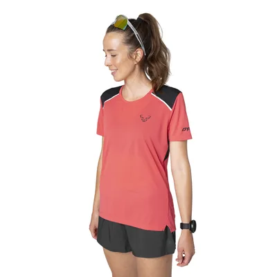 Футболка Dynafit Sky Shirt Wms 71650 6171 - M - кораловий (016.002.2779)